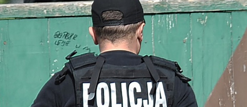 Z pętlą na szyi