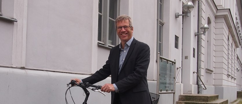 Burmistrz na rowerze