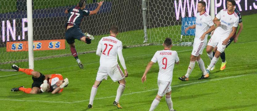 Piłka nozna. Zamiast do Pogoni, trafił do reprezentacji