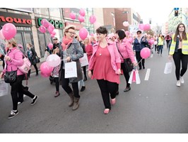 Przeszedł Marsz Różowej Wstążki