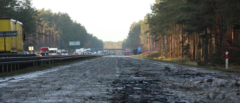 Kruszą ostatni odcinek A6
