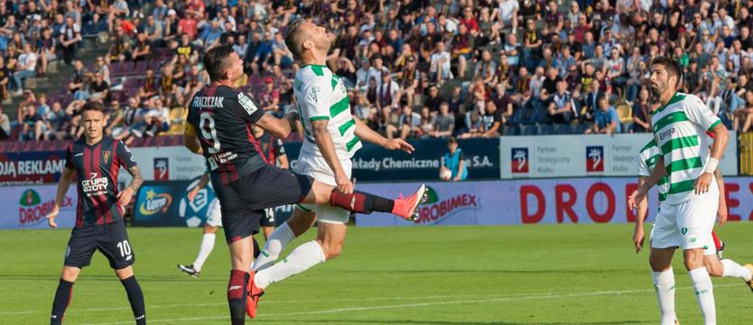 Piłka nożna. Mecz co trzy dni to nie problem