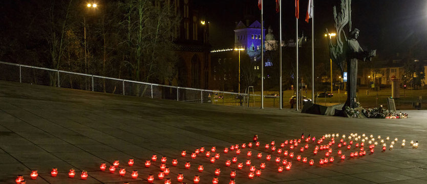 Znicze w rocznicę wydarzeń grudniowych