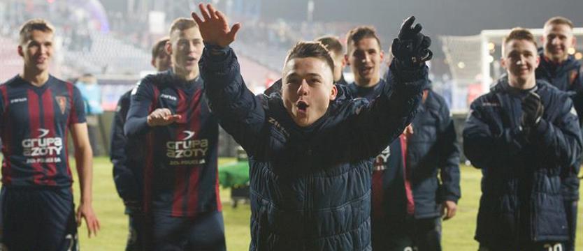 Piłka nożna. Więcej rutyniarzy i sporo wychowanków