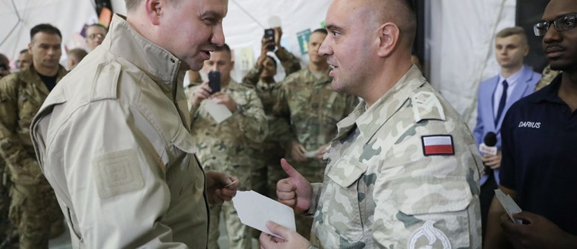 Andrzej Duda odwiedził polskich żołnierzy walczących z IS