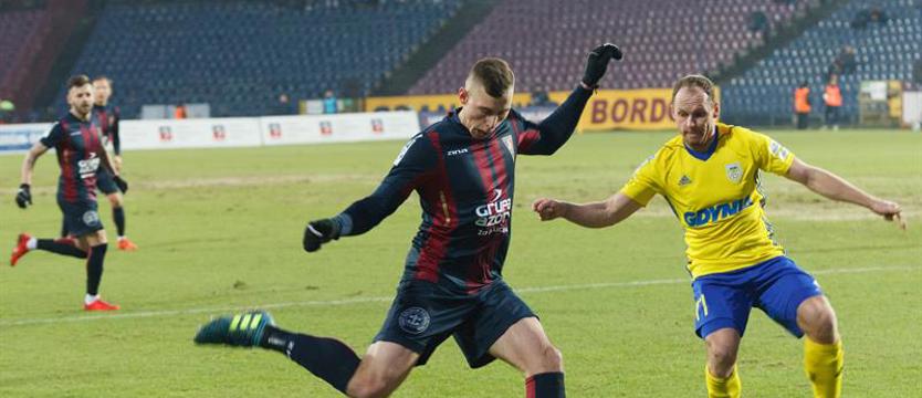 Piłka nożna. Pogoń w statystykach