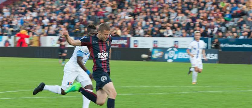 Piłka nożna. Nie ma wyników, nie ma kibiców