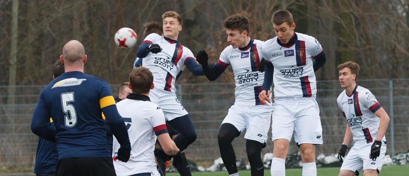 Piłka nożna. Sparingi Świtu i rezerw Pogoni