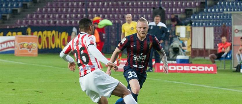 Piłka nożna. Promocja ważniejsza od umiejętności