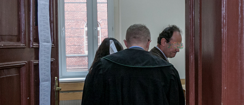 Marek K. nie informował klientki?