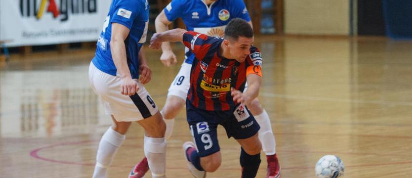 Futsal. Porażka zero-czwórki