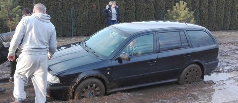 Ulica Radości... Uwięzieni we własnych domach