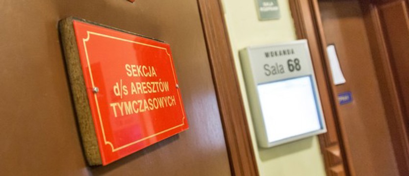 Trzymiesięczny areszt dla mężczyzny, który groził nożem dziennikarzom