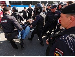 Ponad 1000 osób zatrzymano na demonstracjach przeciwko Putinowi
