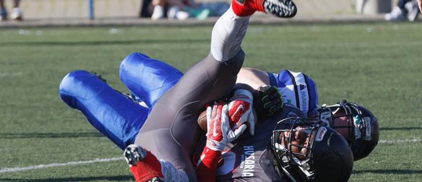 Futbol amerykański. Pierwsza wygrana Husarii