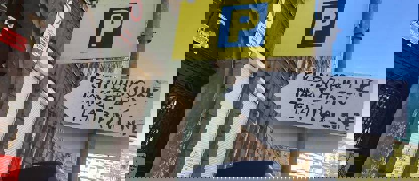 Cyrkowe sztuczki na podwórkach