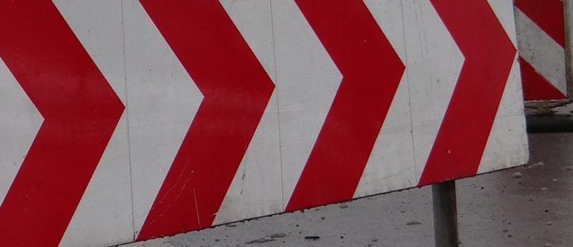 Uwaga kierowcy, zajęty pas jezdni na 26 Kwietnia!