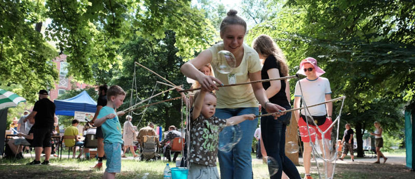 Rodzinnie i radośnie w parku Andersa