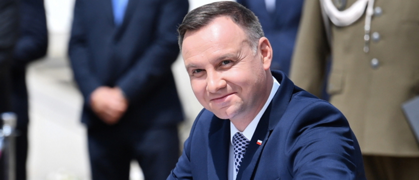 Prezydent zaproponował 15 pytań do referendum