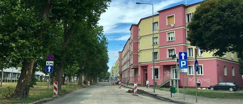 Inwestycje i wakacyjne naprawy