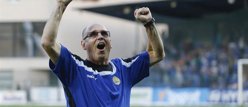 Piłka nożna. Panik, jak Runjaic