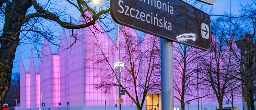 Wycieczki i wystawa. Obejrzyj filharmonię!