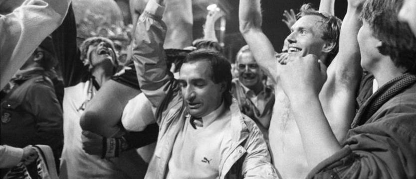 Piłka nożna. Trener na eksport