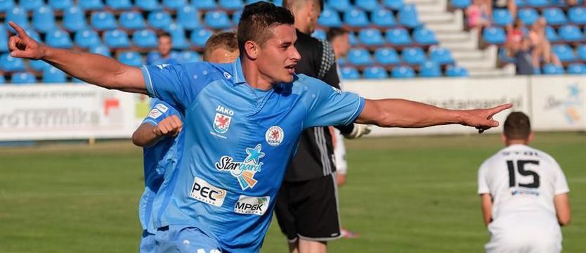 Piłka nożna. Pierwsza wygrana w Stargardzie