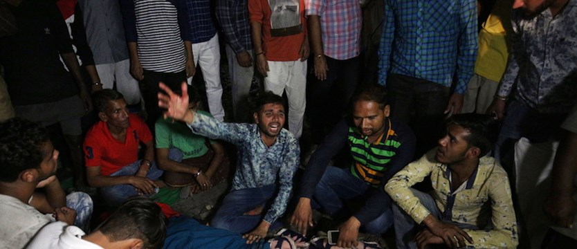 50 zabitych, ponad 200 rannych w katastrofie kolejowej na północy Indii