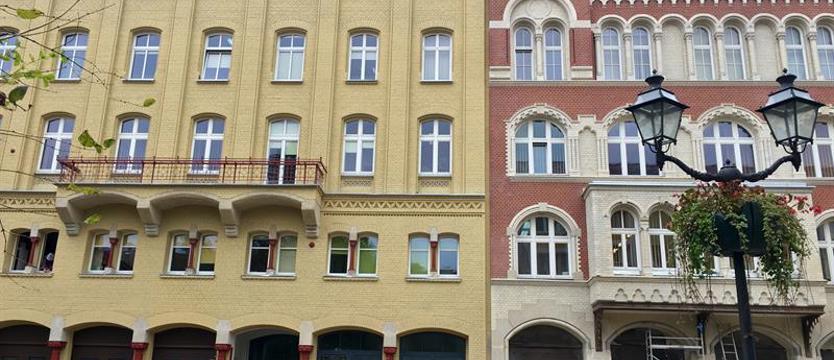 Stara siedziba niemal jak nowa