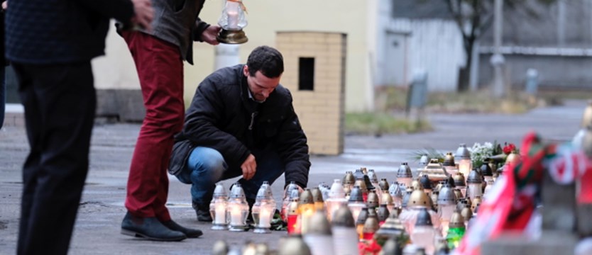 Polacy i Czesi oddają hołd ofiarom katastrofy
