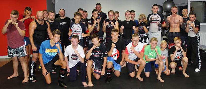 Sporty walki. Trzy sekcje Alkonu