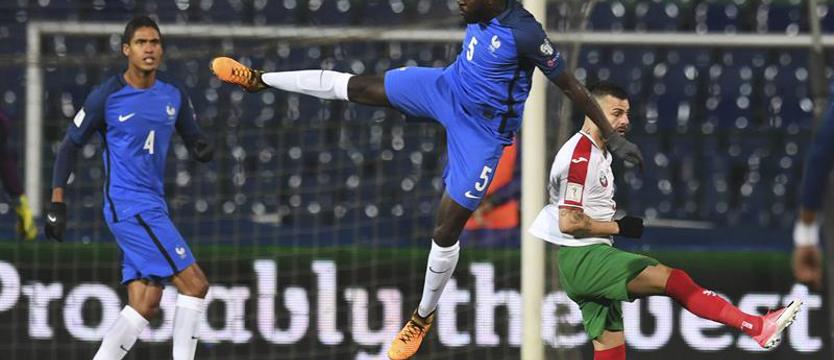 Piłka nożna. 2,5 roku Delewa