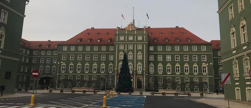 Hejt na Krzystka. Groźby to przestępstwo!