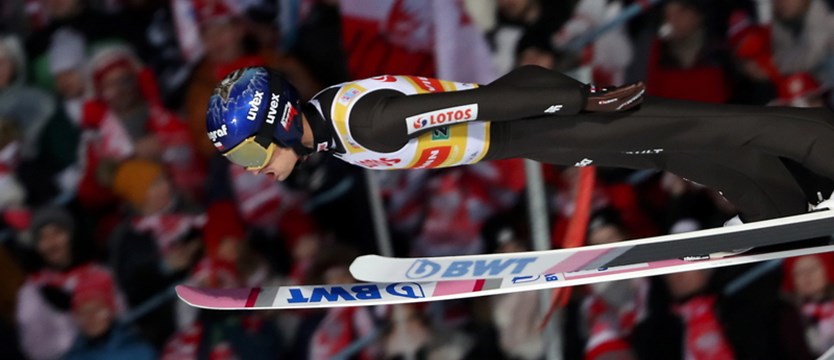 Skoki narciarskie. Polska trzecia w drużynowym konkursie w Zakopanem