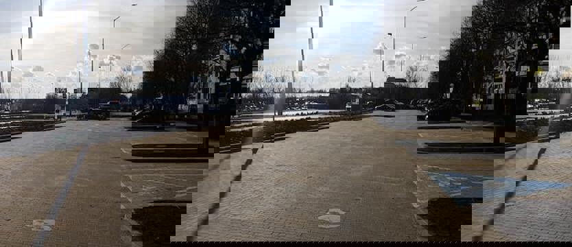 Pięćdziesiąt miejsc parkingowych na Janiszewskiego
