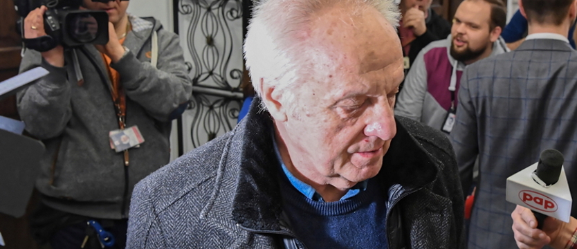 Są areszty dla biznesmenów podejrzanych o udzielenie korzyści osobistej posłowi Niesiołowskiemu