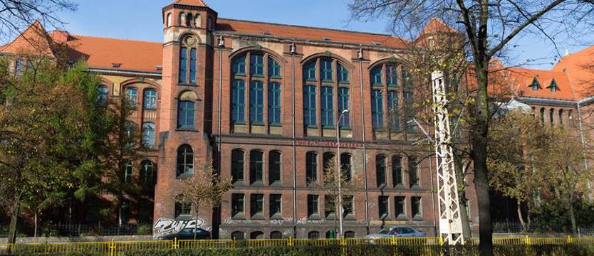 Książki za kilka złotych. Kryminały, fantastyka, horrory