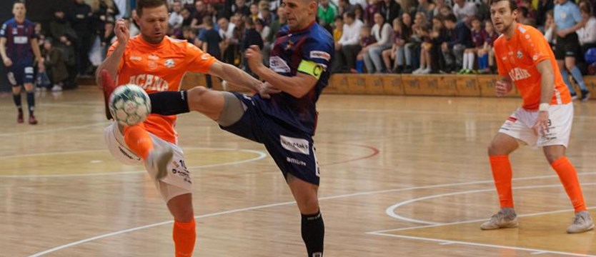 Futsal. Pogoń 04 gra o życie