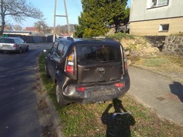 Zderzenie trzech samochodów w Pełczycach