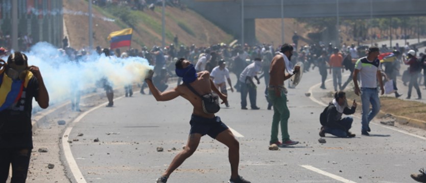 Wrzenie w Wenezueli. Żołnierze przyłączyli się do lidera opozycji