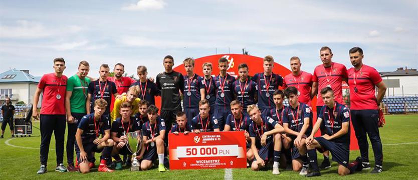 Piłka nożna. Srebro trampkarzy Pogoni