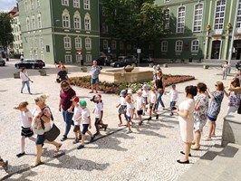 Przedszkolaki zatańczyły poloneza na pożegnanie
