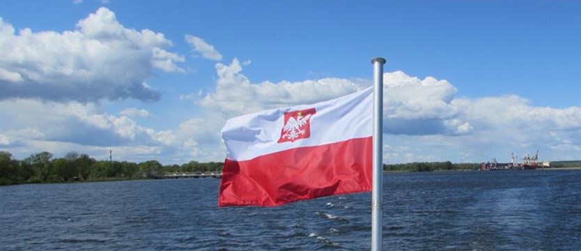 Krok do powrotu polskiej bandery