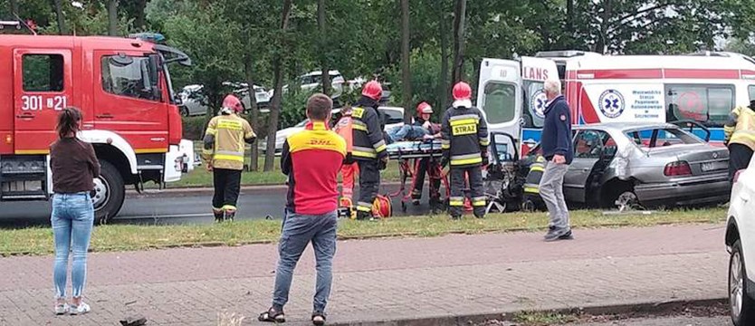 Wypadek na Mieszka I. Utrudniony przejazd do centrum Szczecina