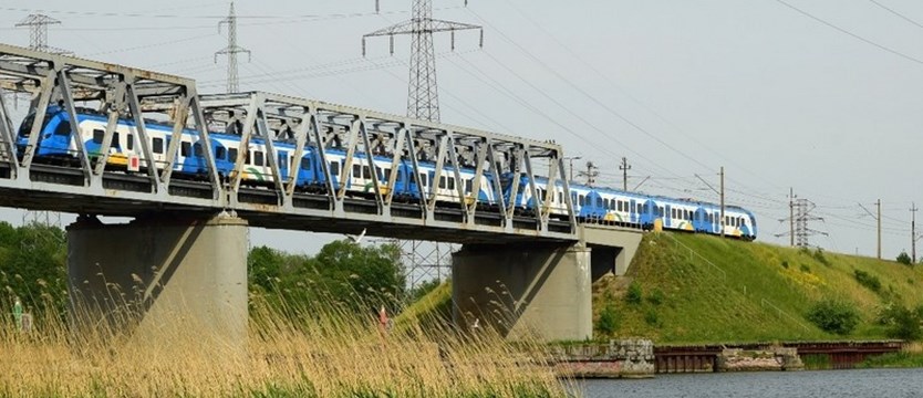 Kolej odnawia most nad Dziwną