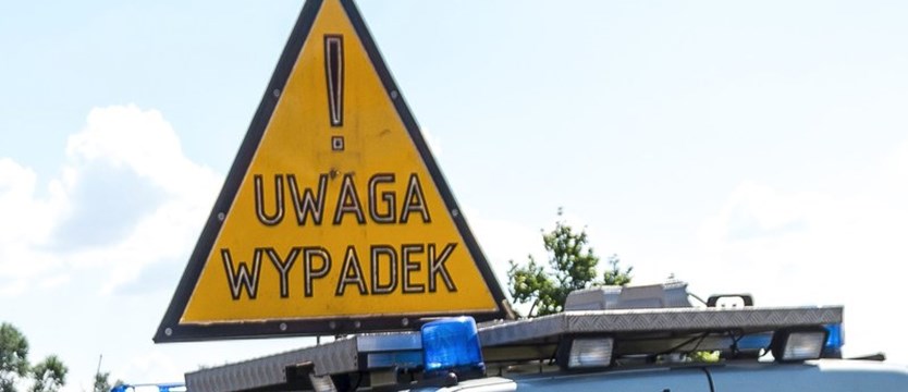 Jedna osoba zginęła, cztery ranne w wypadku koło Tuczna
