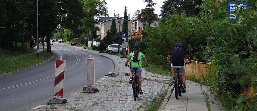 Wahadłem ulicą Chopina do Osowa
