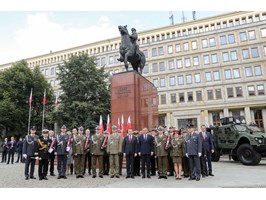 Prezydent w Święto Wojska Polskiego: kto walczy o Polskę, jest jak polski żołnierz