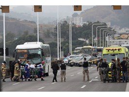 Wziął zakładników w autobusie w Rio